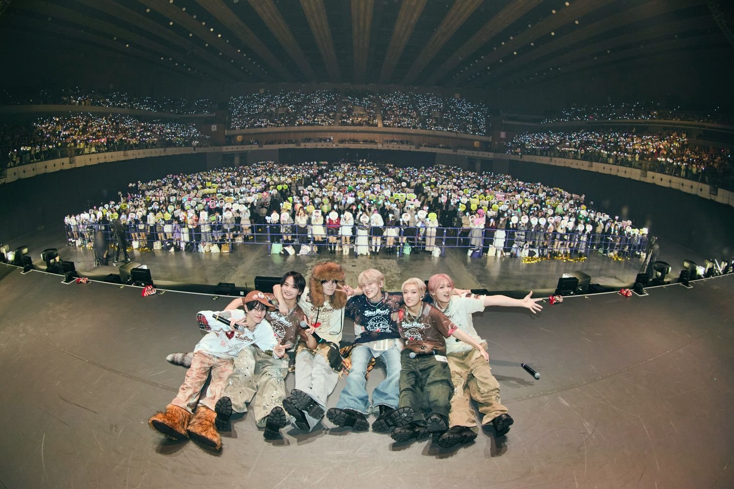 DXTEEN グループ史上最大の挑戦となる、初の単独アリーナ公演 『2026